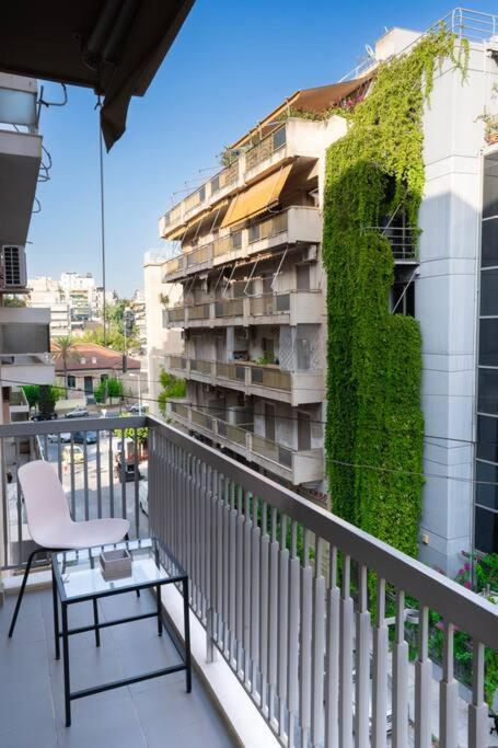 Homey Renovated 1 Bedroom Apartment In Kesariani Athens Exterior photo
